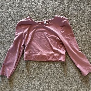 Cropped workout shirt